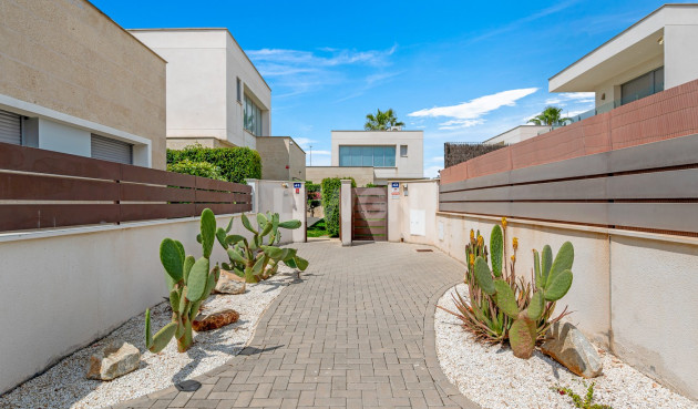 Odsprzedaż - Villa - Orihuela Costa - Costa Blanca