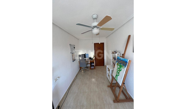 Odsprzedaż - Kamienica - Torrevieja - La Siesta - El Salado - Torreta