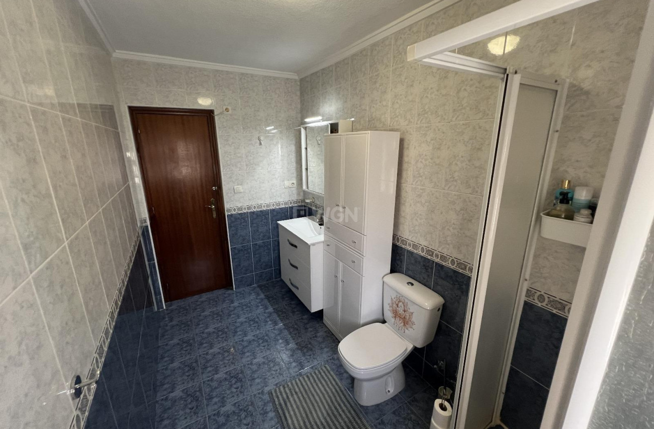 Odsprzedaż - Kamienica - Torrevieja - La Siesta - El Salado - Torreta