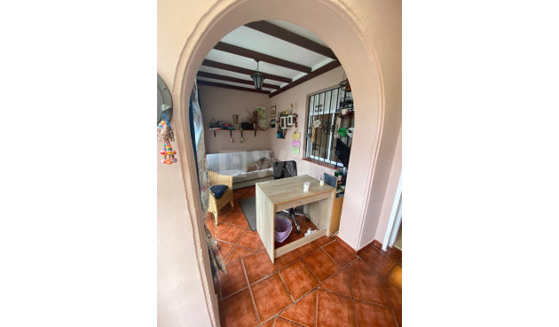 Wiederverkauf - Villa - Orihuela Costa - Punta Prima