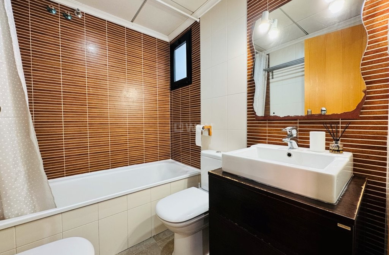 Resale - Apartment / flat - La Mata - Costa Blanca