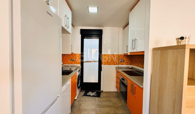 Resale - Apartment / flat - La Mata - Costa Blanca