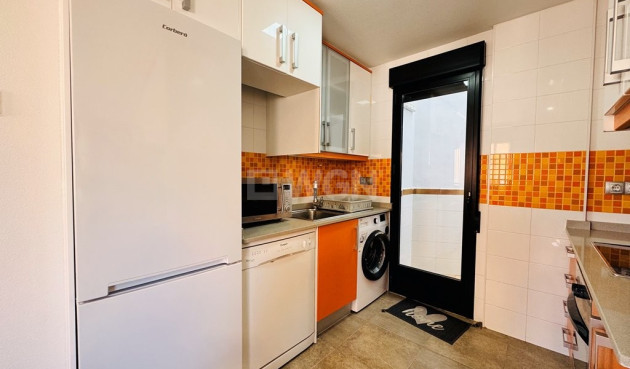 Resale - Apartment / flat - La Mata - Costa Blanca