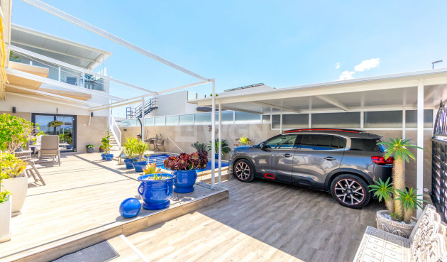 Odsprzedaż - Villa - Daya Nueva - Costa Blanca