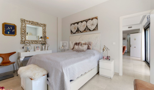 Odsprzedaż - Villa - Daya Nueva - Costa Blanca