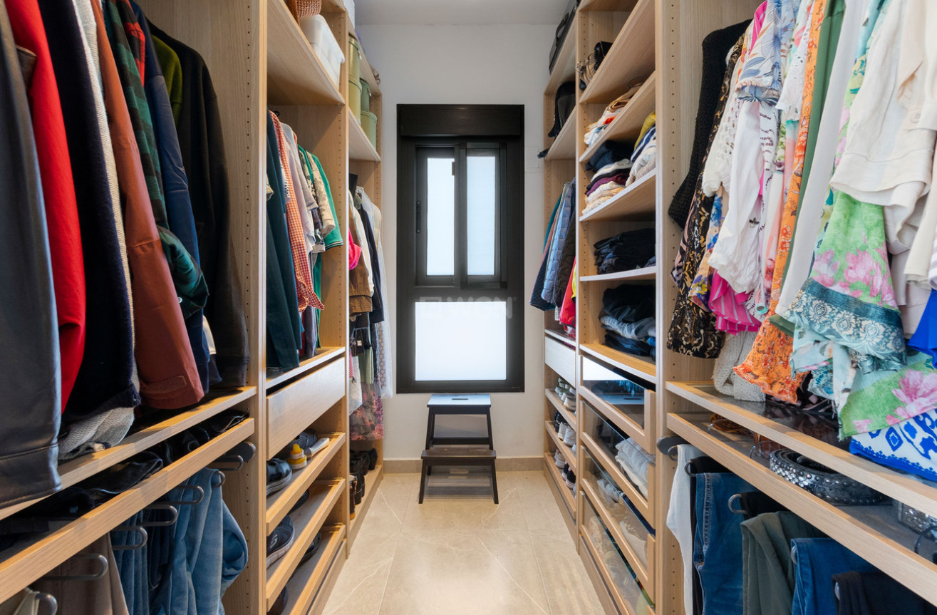 Odsprzedaż - Villa - Daya Nueva - Costa Blanca