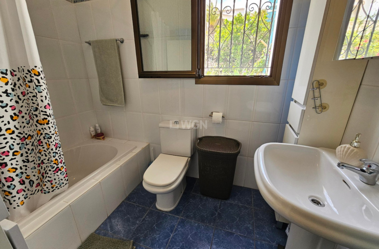 Odsprzedaż - Villa - Jávea - Costa Blanca