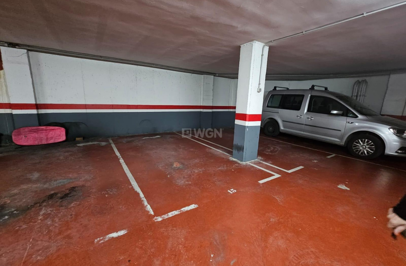 Wiederverkauf - Parking - Guardamar del Segura - Pueblo