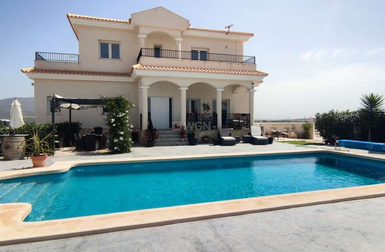 Reventa - Villa - Pinoso - Inland