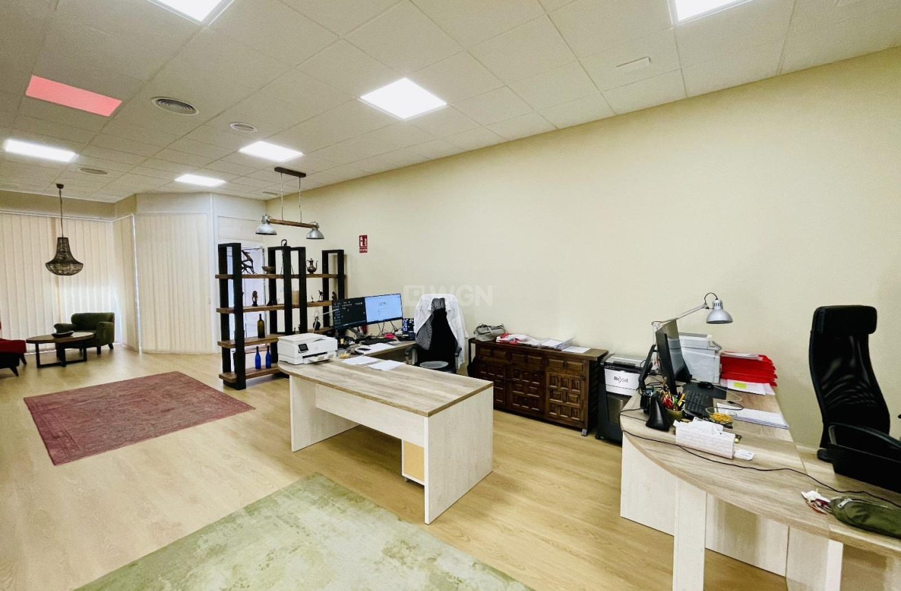 Wiederverkauf - Kommerziell - Torrevieja - Centro