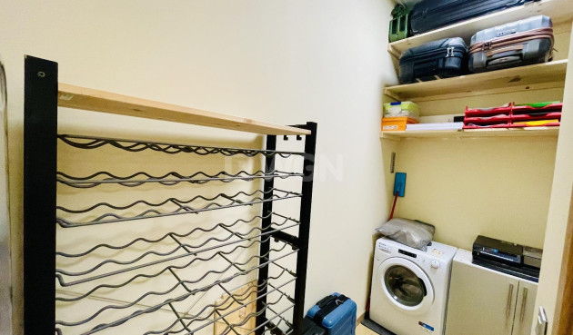 Wiederverkauf - Kommerziell - Torrevieja - Centro