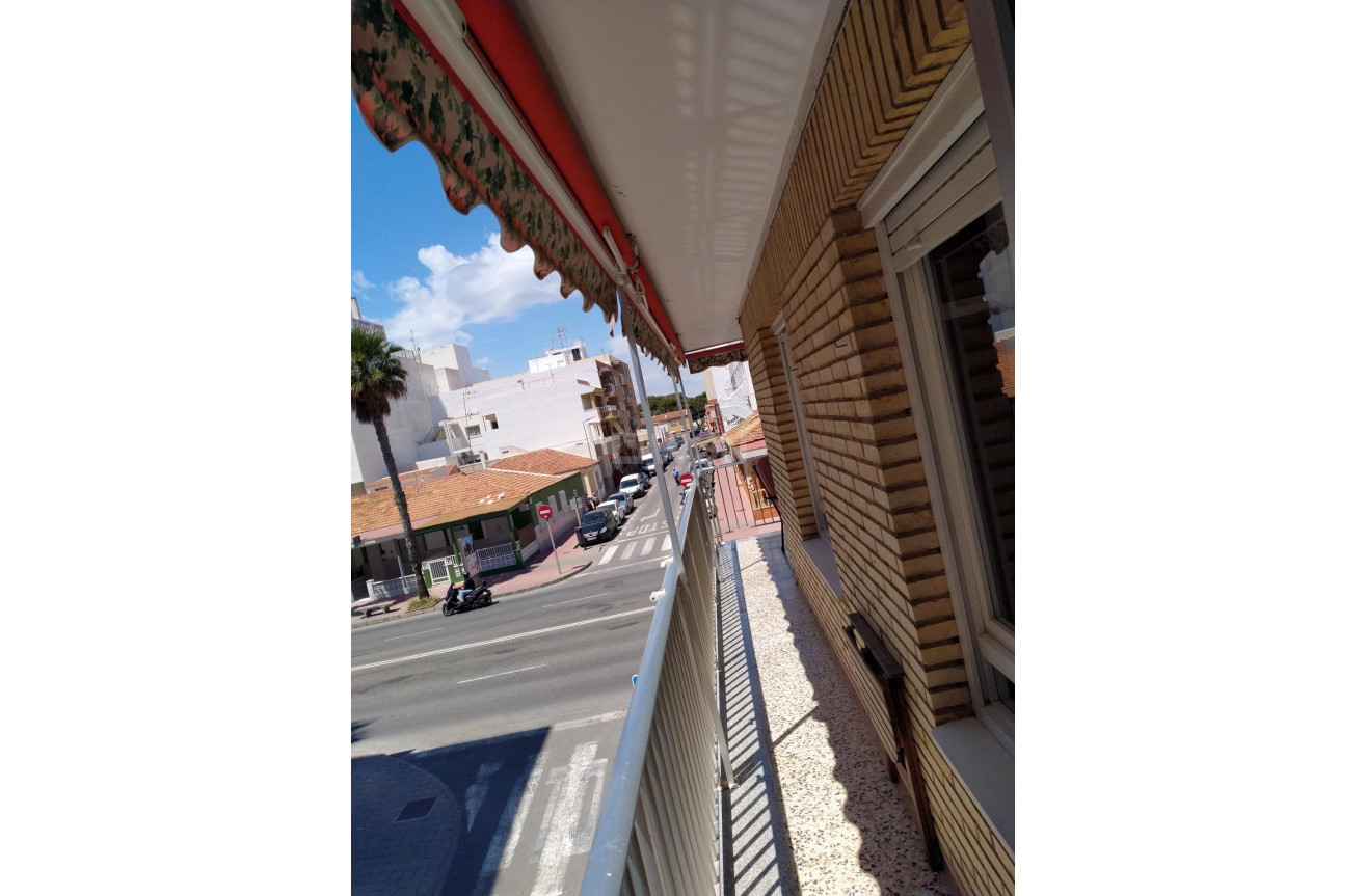 Reventa - Apartamento / piso - Torrevieja - Playa De Los Naufragos