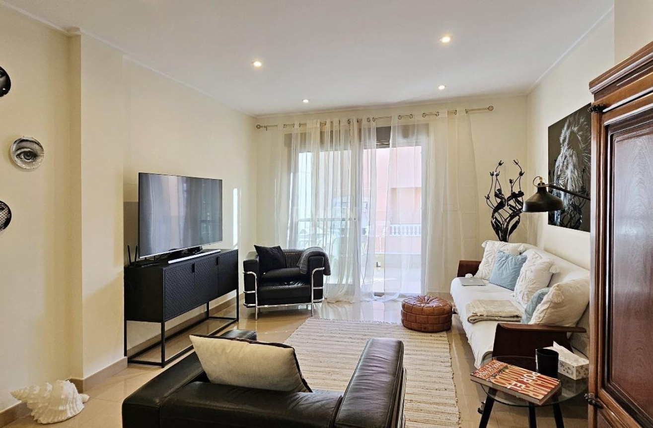 Resale - Apartment / flat - Torrevieja - Estacion De Autobuses