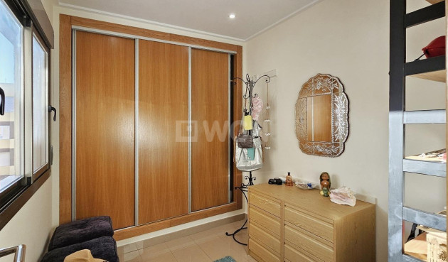 Resale - Apartment / flat - Torrevieja - Estacion De Autobuses