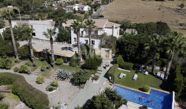 Wiederverkauf - Kommerziell - Alcaucín - Inland