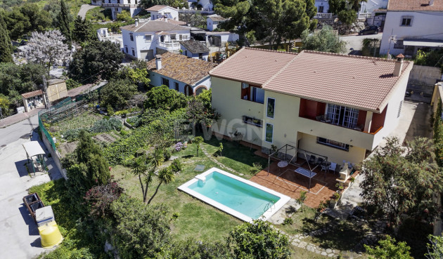 Wiederverkauf - Villa - Vinuela - Inland