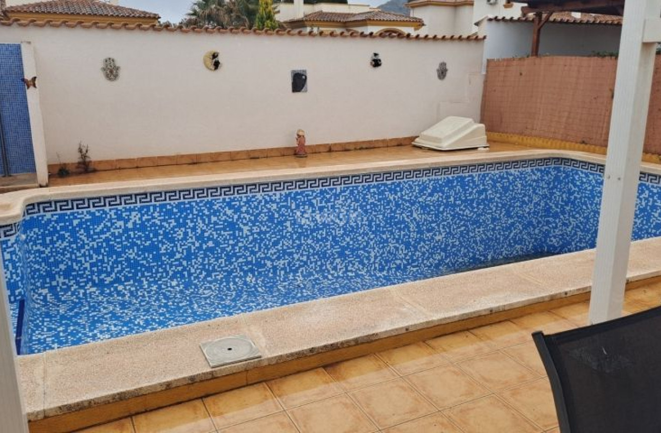 Wiederverkauf - Villa - Hondón de las Nieves - Inland