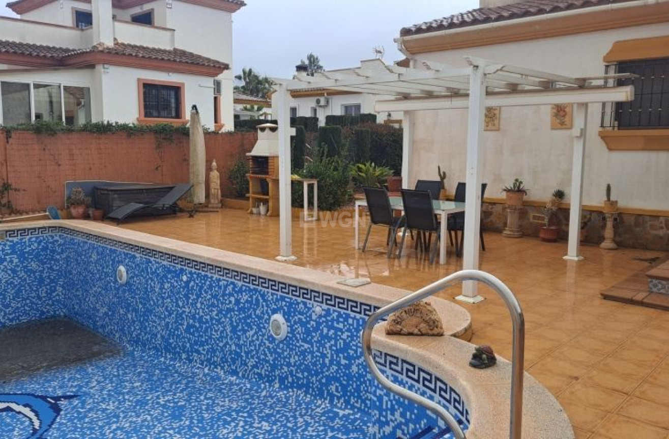 Wiederverkauf - Villa - Hondón de las Nieves - Inland