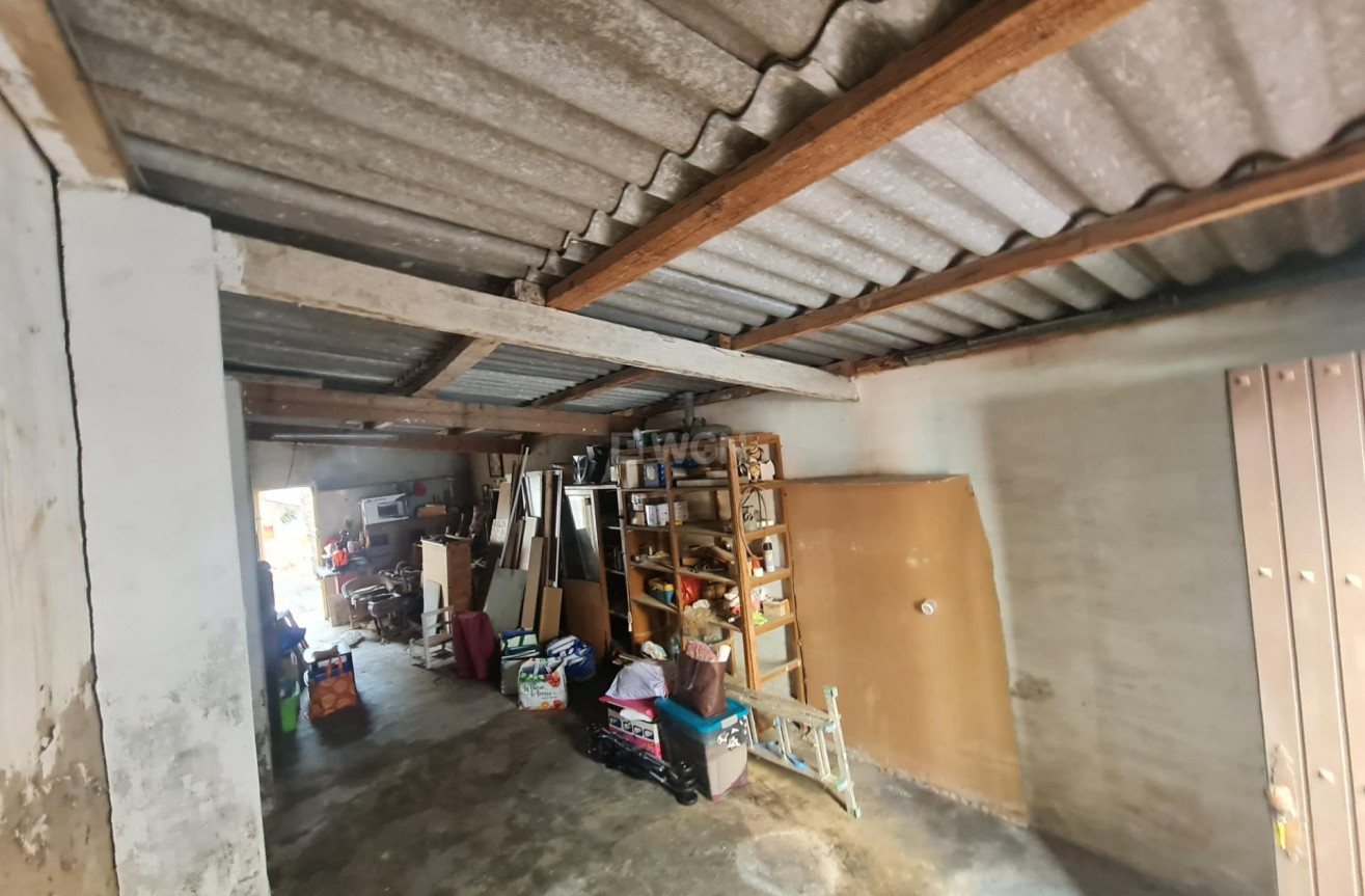 Odsprzedaż - Działka / Grunt - Torrevieja - Estacion De Autobuses