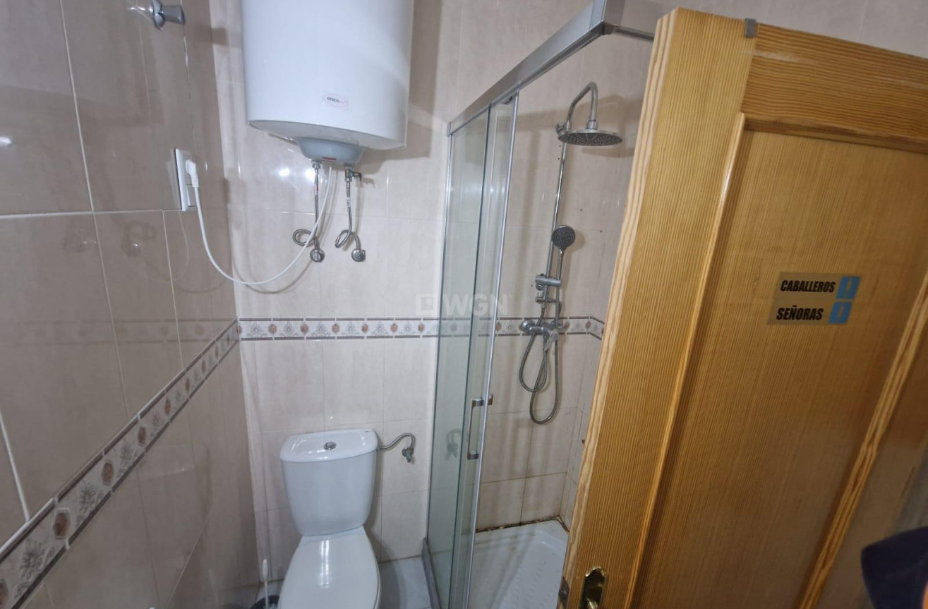 Odsprzedaż - Reklama w telewizji - Torrevieja - Estacion De Autobuses