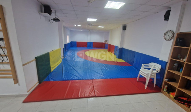 Odsprzedaż - Reklama w telewizji - Torrevieja - Estacion De Autobuses