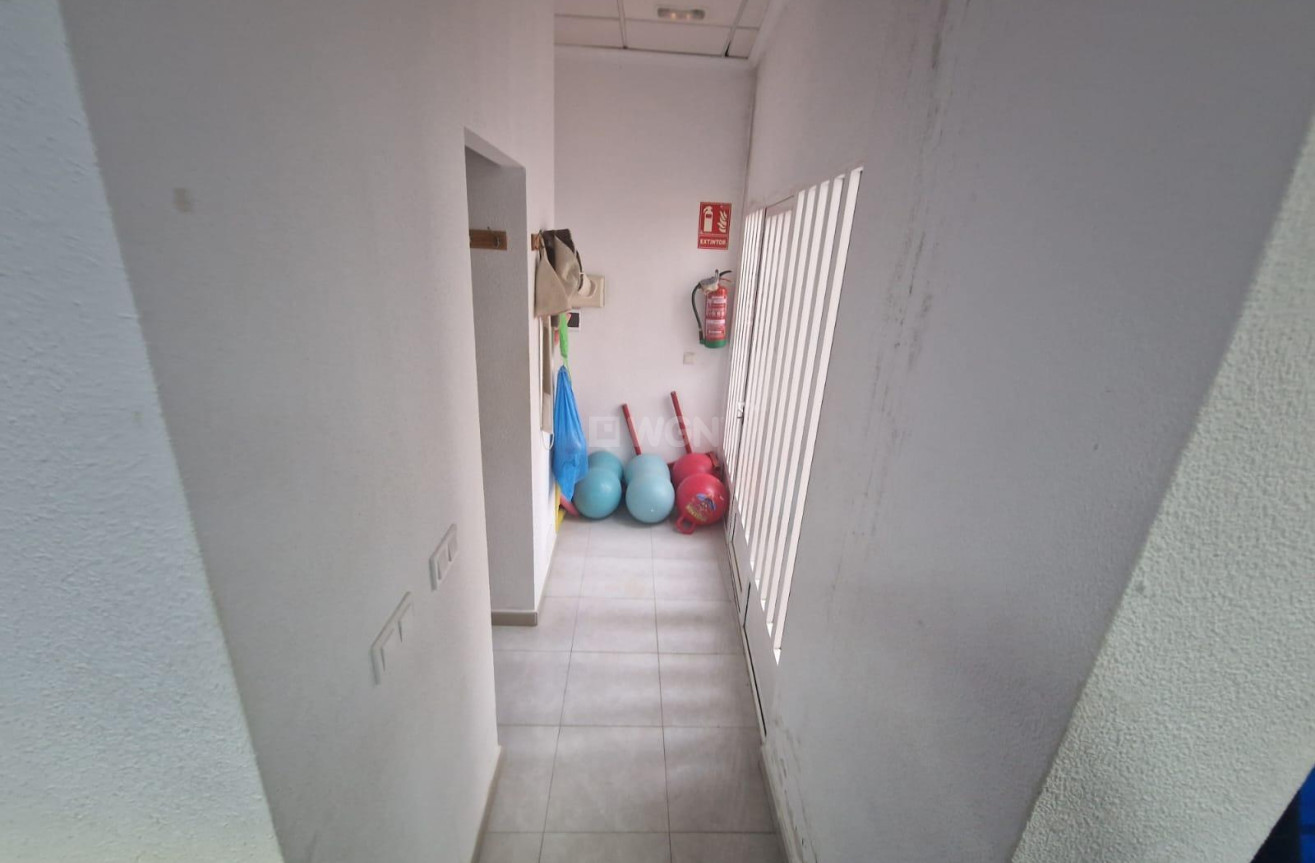 Odsprzedaż - Reklama w telewizji - Torrevieja - Estacion De Autobuses