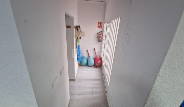 Odsprzedaż - Reklama w telewizji - Torrevieja - Estacion De Autobuses