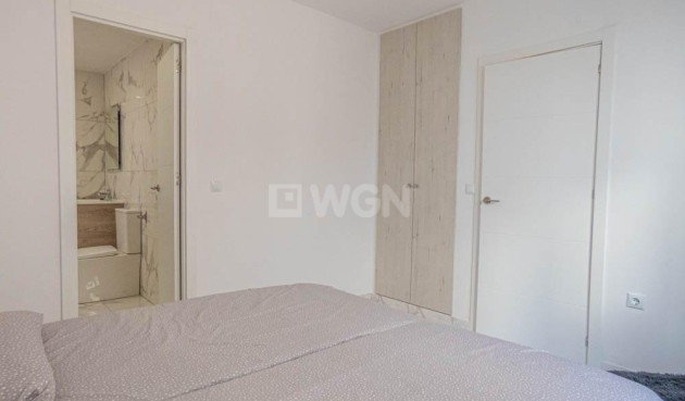 Odsprzedaż - Mieszkanie w bloku - Orihuela Costa - Villamartín