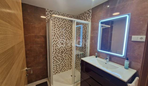 Resale - Apartment / flat - Torrevieja - Playa del Cura