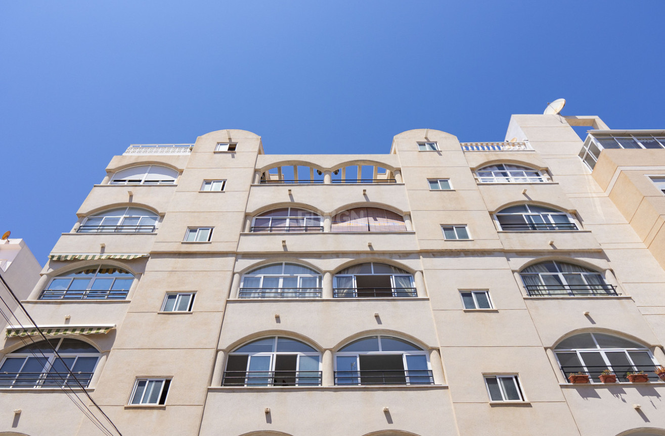 Odsprzedaż - Daszek - Torrevieja - Playa del Cura