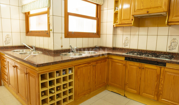 Odsprzedaż - Daszek - Torrevieja - Playa del Cura