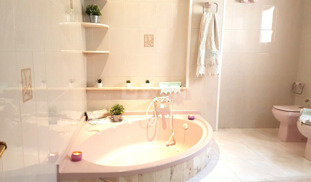 Odsprzedaż - Daszek - Torrevieja - Playa del Cura