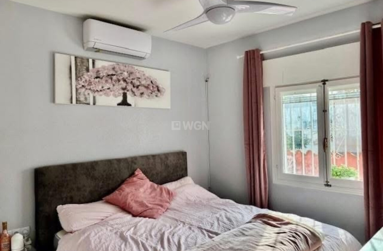 Reventa - Villa - Playa Flamenca - Costa Blanca