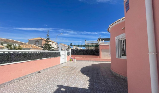 Reventa - Villa - Playa Flamenca - Costa Blanca