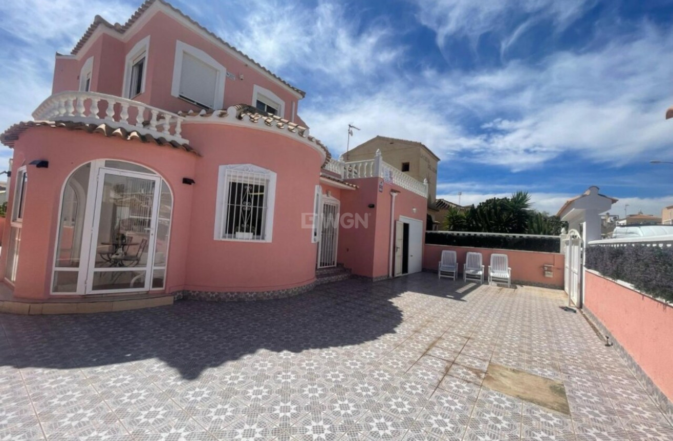Reventa - Villa - Playa Flamenca - Costa Blanca