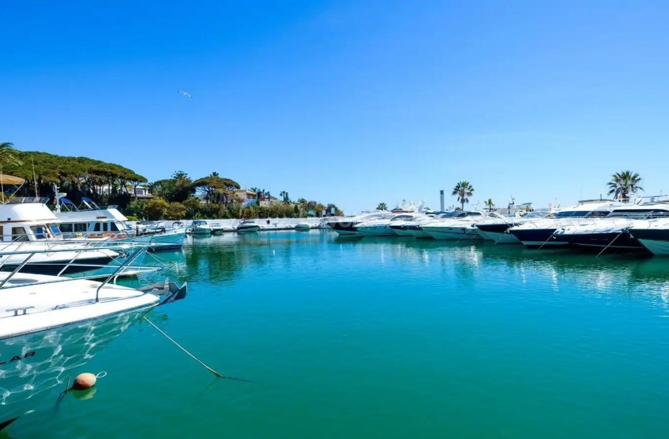 Nowy budynek - Ground floor apartment - Marbella - Cabopino Golf