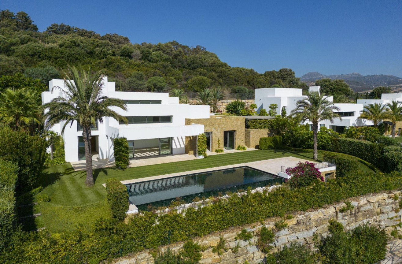 Nowy budynek - Villa - Casares - Pedregales