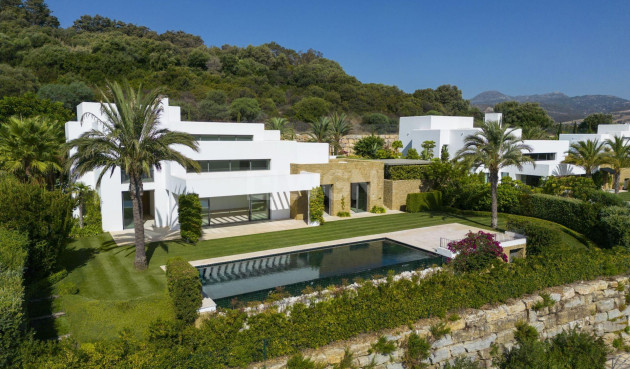 Nowy budynek - Villa - Casares - Pedregales