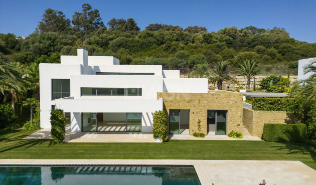 Nowy budynek - Villa - Casares - Pedregales