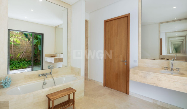 Neue Gebäude - Villa - Casares - Pedregales