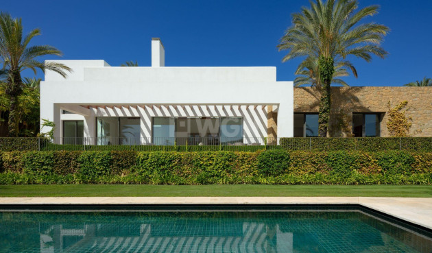 Neue Gebäude - Villa - Casares - Pedregales