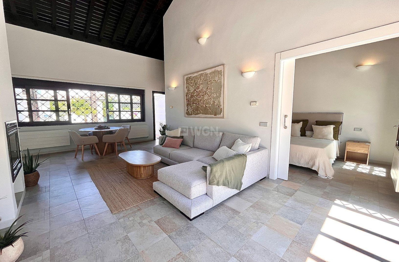 Nowy budynek - Kamienica - Sucina - Peraleja Golf