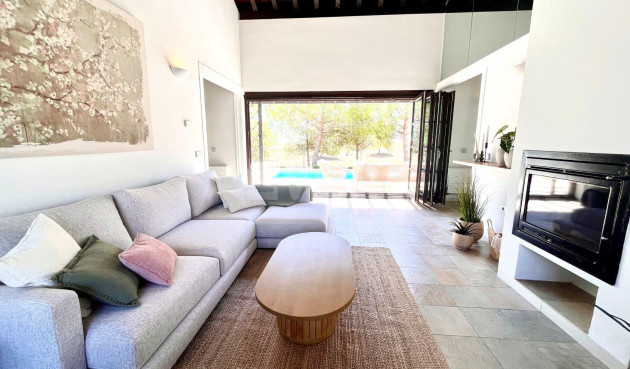 Nowy budynek - Kamienica - Sucina - Peraleja Golf