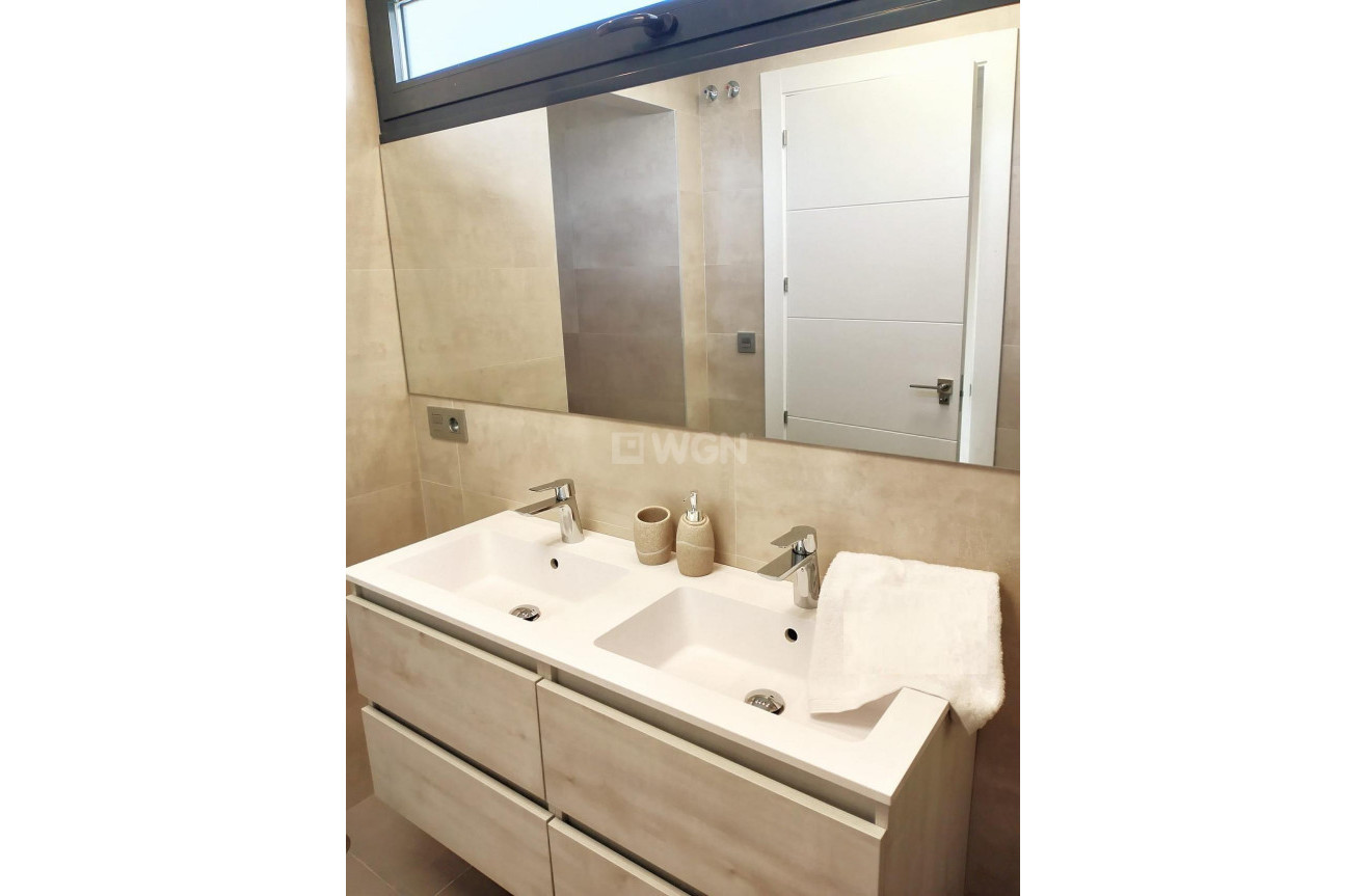 Neue Gebäude - Villa - San Javier - Roda Golf