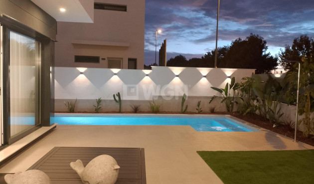 Neue Gebäude - Villa - San Javier - Roda Golf