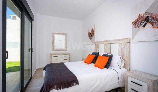 Nowy budynek - Villa - Daya Nueva - Centro