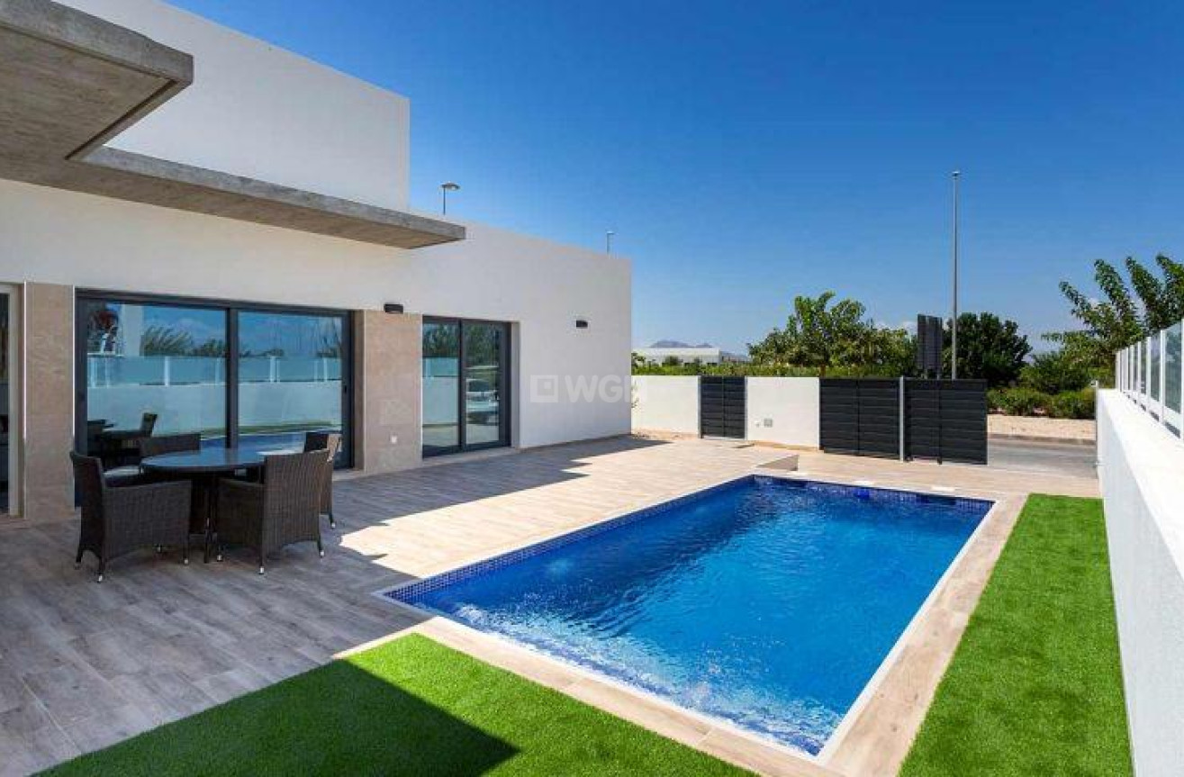 Nowy budynek - Villa - Daya Nueva - Centro