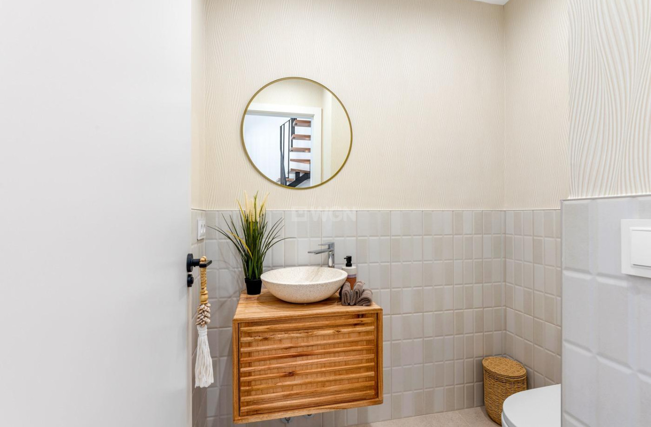 Neue Gebäude - Stadthaus - Dolores - Sector 3