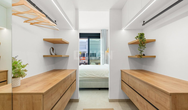 Neue Gebäude - Stadthaus - Dolores - Sector 3