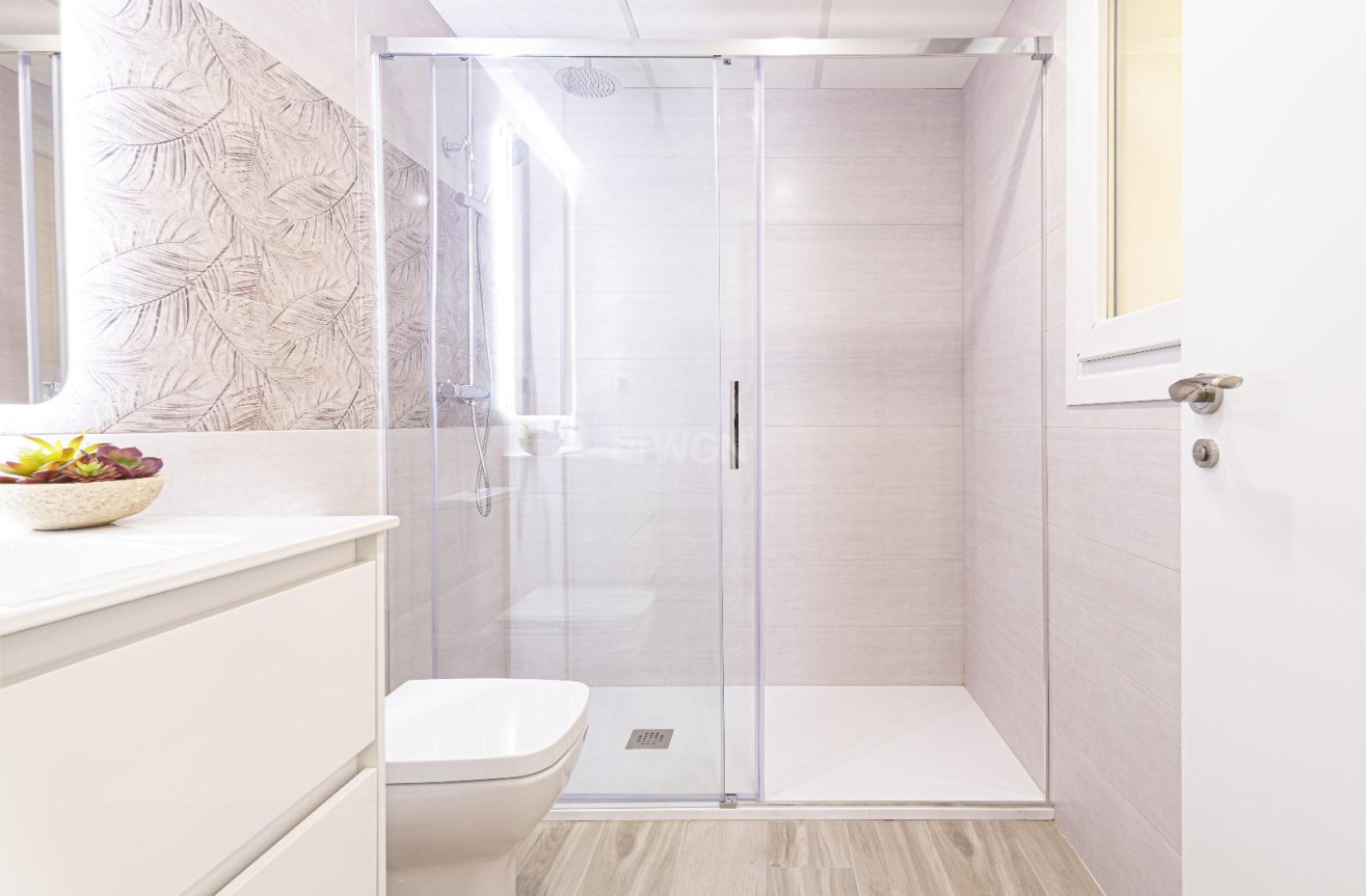 Nowy budynek - Kamienica - La Manga del Mar Menor - La Manga